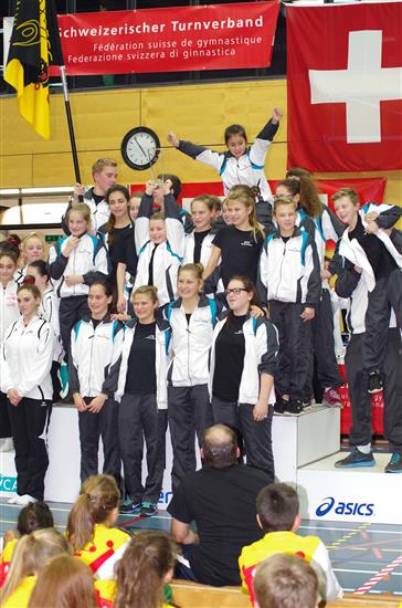Trampolinriege des STV Möriken-Wildegg an der CH-Meisterschaft / Schweizermeisterschaft im Jugend Vereinsturnen